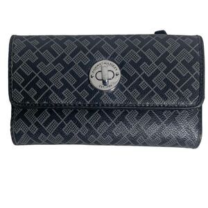Tommy Hilfiger logo trifold wallet with checkbook holder